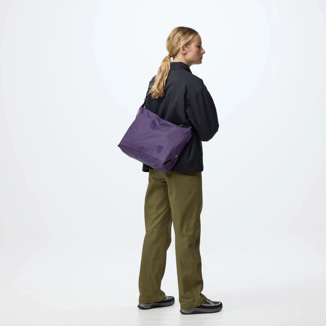 High Coast Pro Shoulder Bag