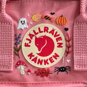 Kånken Sling Limited You Embroidery – Halloween Edition